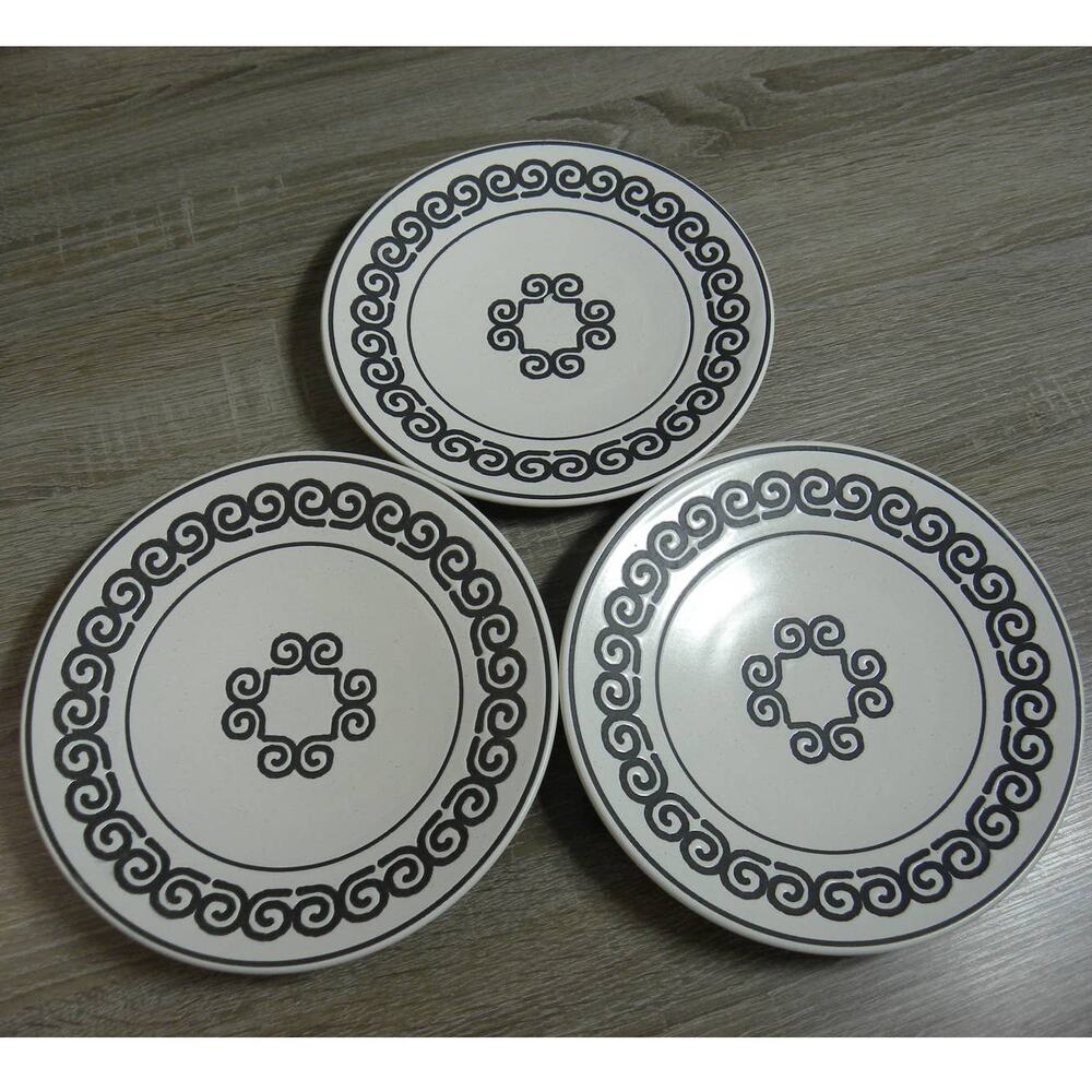 Tabletops Gallery Tunisia Day 3 plates